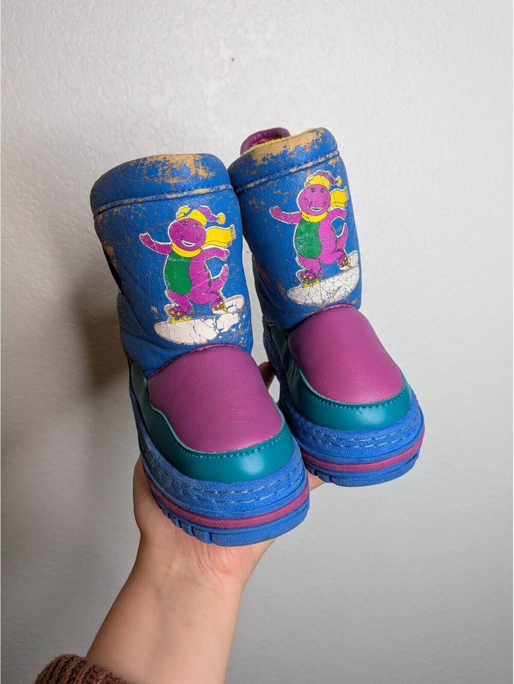 Vintage Barney Snow Boots Kids Size 5/6 Purple Blue Winter Dinosaur Shoes